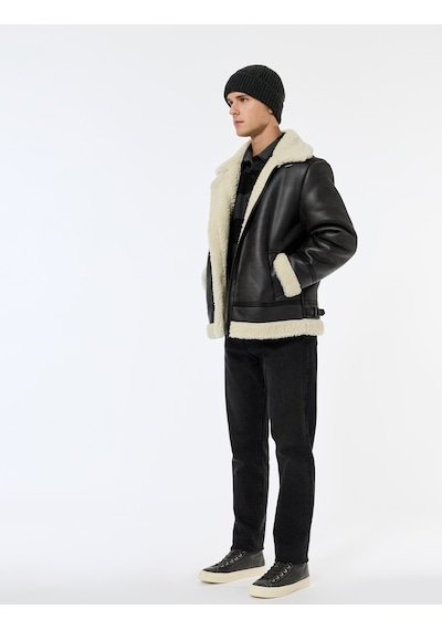 Koton Kapaklı Cepli Çıtçıt Düğme Detaylı Slim Fit İçi Peluş Yaka Suni Süet Ceket Siyah 6wam20103hw