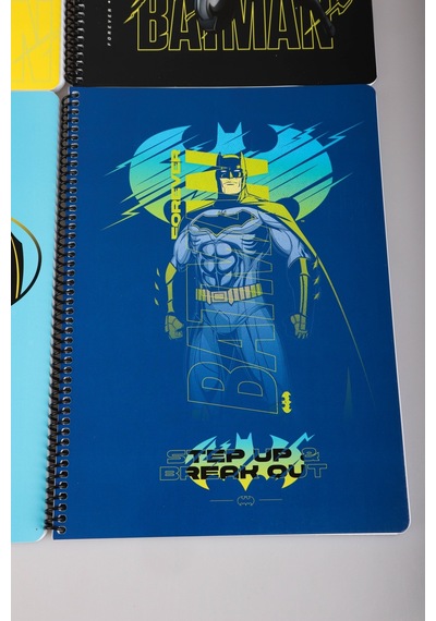 Dekomus İle Lisanslı Batman "tekli" A4 80 Yaprak Çizgili Defter