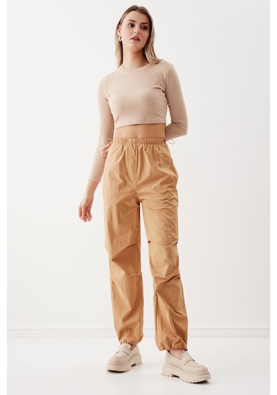 Vitrin Lastik Detaylı Paraşüt Kumaş Pantolon Camel
