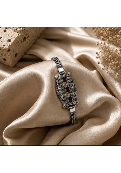 Simurg Jewellery 925 Ayar Gümüş Kırmızı Taşlı Erkek Bileklik