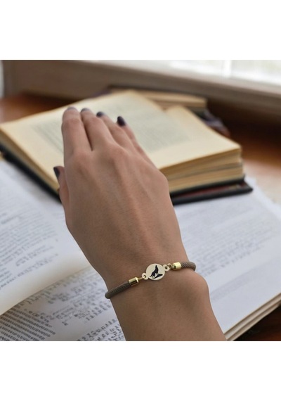 Archin Bozkurt Temalı 14 Ayar Altın Plakalı Oval Motifli Kahverengi Örgülü Hediye Bileklik-341sembol Altın Archin Bozkurt Temalı 14 Ayar Altın Plakalı Oval Motifli Kahverengi Örgülü Hediye Bileklik-341sembol Altın