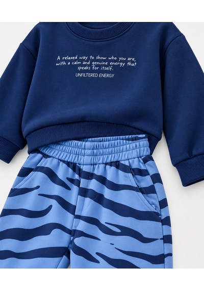 Rony Pony Kids Çocuk 3 İplik Yazı Baskılı Sweatshirt Ve Desenli Jogger Eşofman Takımı Lacivert Mavi Rony Pony Kids Çocuk 3 İplik Yazı Baskılı Sweatshirt Ve Desenli Jogger Eşofman Takımı Lacivert Mavi
