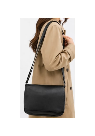 Levano Leather Hakiki Deri Kadın Omuz Çantası Kapaklı Günlük Kullanım Ayarlanabilir Askılı Çapraz Çanta Siyah