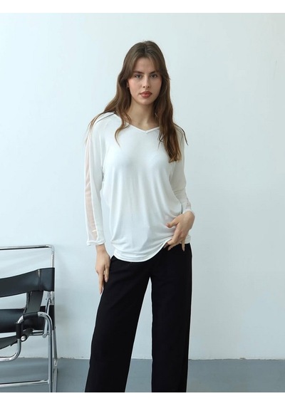 Mirve Butik Kolları Tül, Sırtı Parlak Taşlı Bluz Beyaz