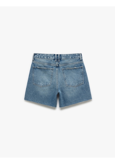 Koton Düğmeli Cep Detaylı Mini Rahat Kalıp Denim Şort Orta İndigo 5sal40002md İndigo