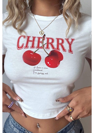 Cool Tarz Kadın Baskılı Crop Tişört - Cherry Desenli, Yazlık Kısa Kollu Bluz Beyaz Beyaz