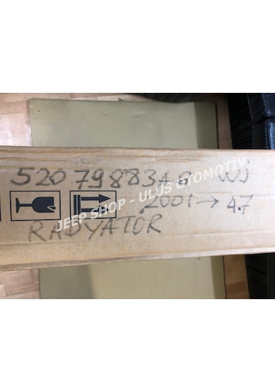 Jeep Grand Cherokee Su Radyatörü 4.7L 01/04 Usa 52079883Ab