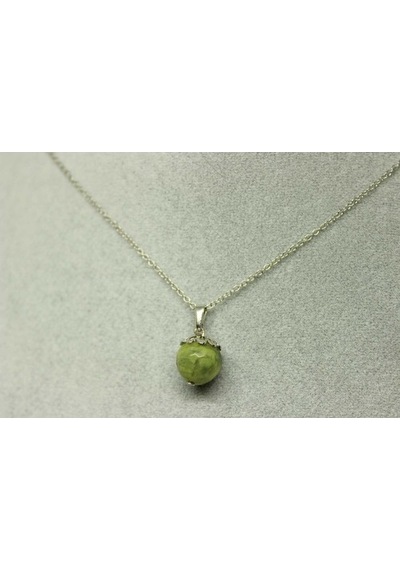 Peridot (Zebercet) Taşı Kolye Ucu Zincirli