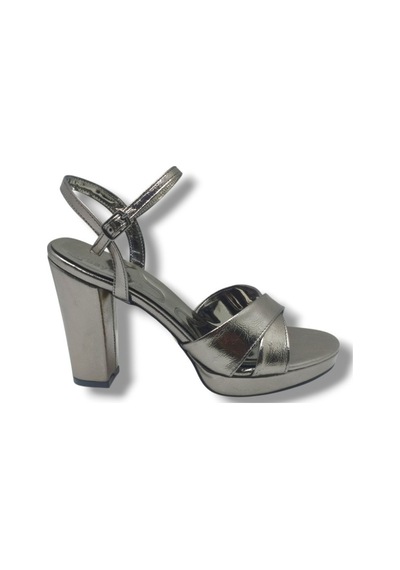 Erbay 308-26 Parlak Sıvama Deri Çapraz Bant Kalın Topuk Kadın Sandalet 11cm Platin