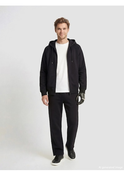 Lcw Limitless Siyah Kolay Giyilebilir Paçaları Çıtçıtlı Erkek Loose Fit Eşofman Altı
