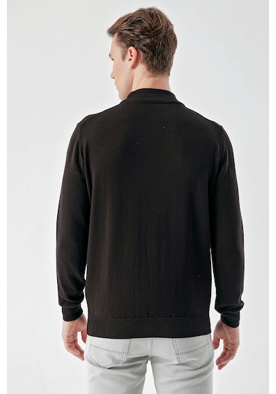 Morven Erkek Siyah Basic Yarım Balıkçı Yaka Dynamic Fit Rahat Kesim Triko 25kc017002001 Siyah Morven Erkek Siyah Basic Yarım Balıkçı Yaka Dynamic Fit Rahat Kesim Triko 25kc017002001 Siyah
