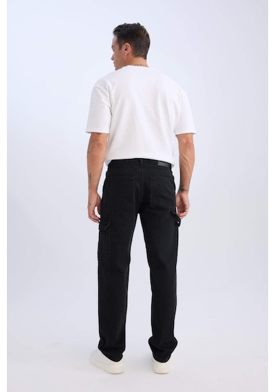 DeFacto %100 Pamuk Relax Fit Rahat Kalıp Normal Bel Geniş Paça Kargo Cepli Siyah Jean Pantolon E3435AX25SPNM40