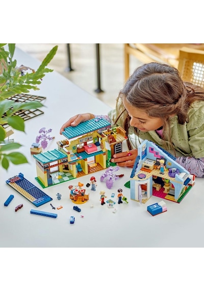 LEGO® Friends Olly ve Paisley'nin Aile Evleri 42620 7+ Yaratıcı Oyuncak Yapım Seti - 1126 Parça