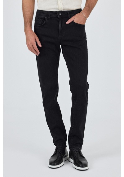 İmza Siyah Gabardin 5 Cep Düz Paça Casual Slim Fit Pamuklu Denim Pantolon 1023250151 Siyah İmza Siyah Gabardin 5 Cep Düz Paça Casual Slim Fit Pamuklu Denim Pantolon 1023250151 Siyah