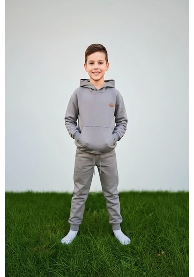 Kapüşonlu Ve Kanguru Cepli Gri Renk Erkek Çocuk Eşofman Takım Gri