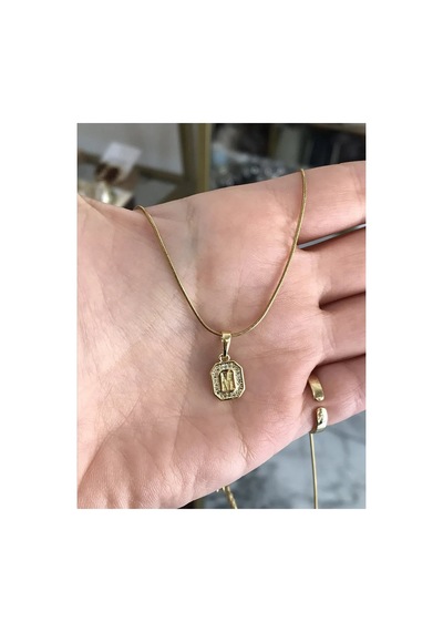Vintage Taş Detaylı Harf Kolye Çelik M Harfi Altın