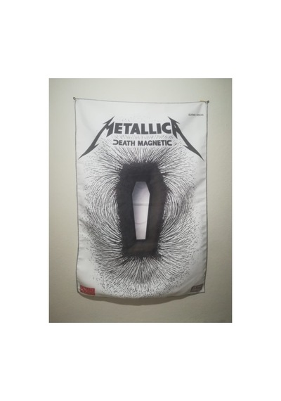 Metallica Tabut Desenli Tasarım Duvar Halısı