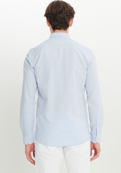 AC&Co / Altınyıldız Classics Erkek Mavı %100 Pamuk Slim Fit Dar Kesim Düğmeli Yaka Gofre Desenli Gömlek Mavi AC&Co / Altınyıldız Classics Erkek Mavı %100 Pamuk Slim Fit Dar Kesim Düğmeli Yaka Gofre Desenli Gömlek Mavi