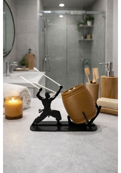 Samuray Figürlü Dekoratif Kulak Çubuğu Tutucu Dekoratif & Fonksiyonel Banyo Organizeri Dekorasyonu Siyah - Kahverengi Samuray Figürlü Dekoratif Kulak Çubuğu Tutucu Dekoratif & Fonksiyonel Banyo Organizeri Dekorasyonu Siyah - Kahverengi