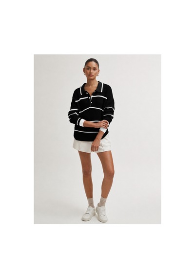 Nimas Kadın Polo Yaka Düğmeli Çizgili Oversize Triko Kazak Siyah - 910301349 Siyah Nimas Kadın Polo Yaka Düğmeli Çizgili Oversize Triko Kazak Siyah - 910301349 Siyah