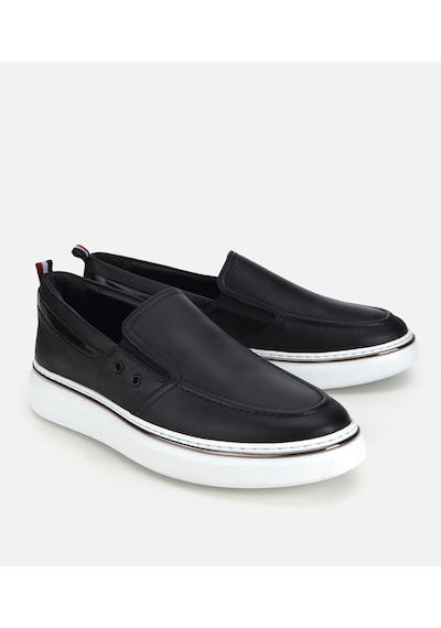 Hotiç Erkek Deri Siyah Metal Detaylı Günlük Loafer