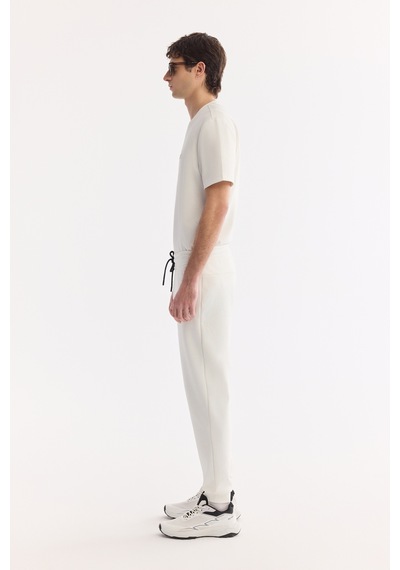 Avva Erkek Beyaz Beli Lastikli Bağcıklı Bi-stretch Regular Fit Eşofman Altı B003400