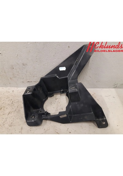 Ford Mondeo 2014 Yılında Çıkan Kasa Ön Sis Far Braketi Sol Oem No: Ds7315266bb
