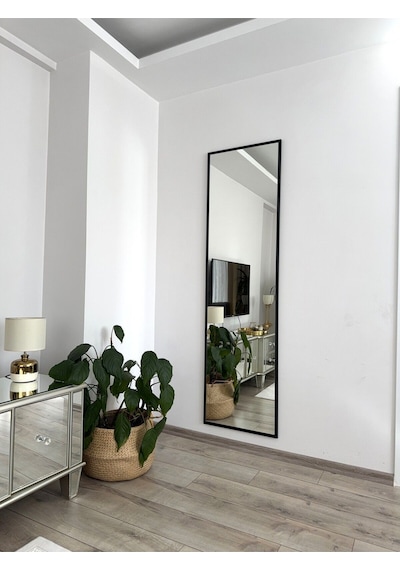 Effe Siyah Metal Çerçeveli Ayaklı 180x50 Cm Boy Aynası