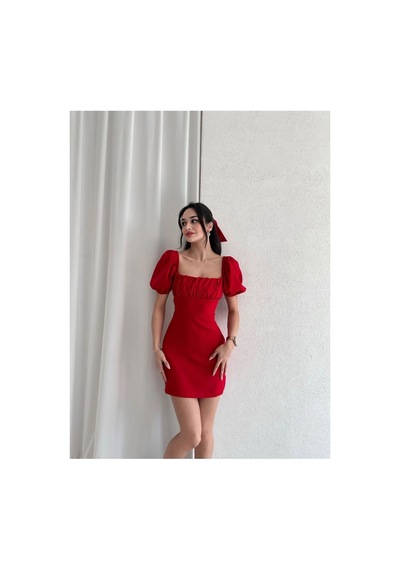 Rabia Çelik Sırt Dekolteli Kırmızı Mini Elbise Kırmızı Kırmızı