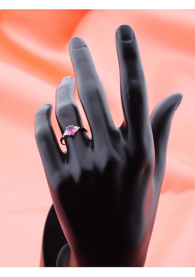 Pembe Safir Tektaş Pırlanta Yüzük Rose Gold