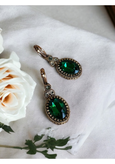Kristal Taşlı Oval Kesim Sallantılı Küpe Yeşil