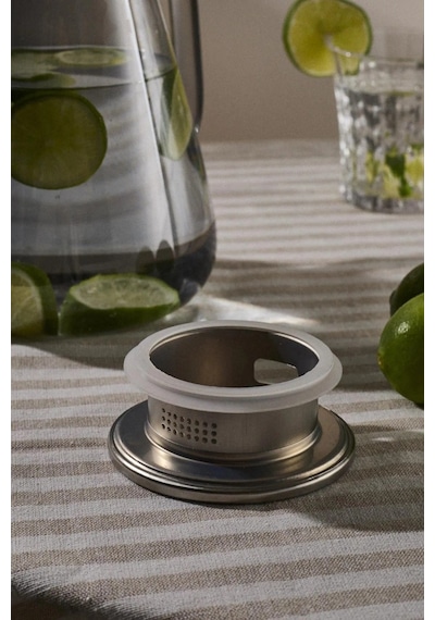 Morponi Borosilikat Cam Metal Kapaklı Lüks Sürahi 1900 Ml Füme