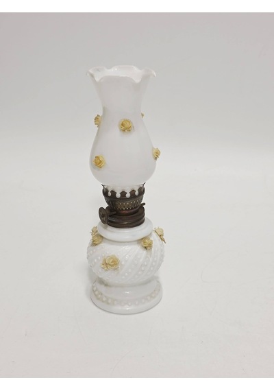 Çiçek Motifli Antika Opal Cam Gaz Lambası 012 Beyaz