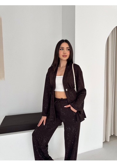 Kadın Simli Uzun Kol Modal Kumaş Kimono Pantolon İkili Takım Şık Ve Rahat Kadın Takım Kahverengi Kadın Simli Uzun Kol Modal Kumaş Kimono Pantolon İkili Takım Şık Ve Rahat Kadın Takım Kahverengi