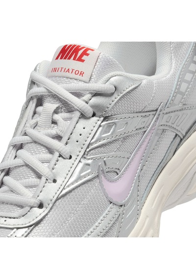Nike Initiator Gri Kadın Yürüyüş & Koşu Ayakkabısı