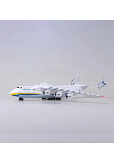 Antonov An225 Mriya Kargo Uçağı Model Uçak 1/200 Ölçek 42cm