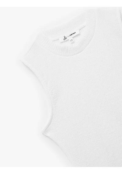 Koton Bisiklet Yaka Kolsuz Basic Crop Bluz Beyaz 5sal30341ık Beyaz