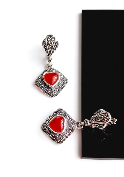 Gümüş Kırmızı Akik Markazit Taşlı Kare Otantik Tasarım Kadın Küpe