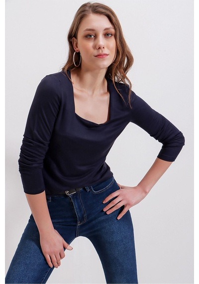 WeShaya Kadın Lacivert Günlük Stil Basic Kare Yaka Uzun Kol Bluz Lacivert