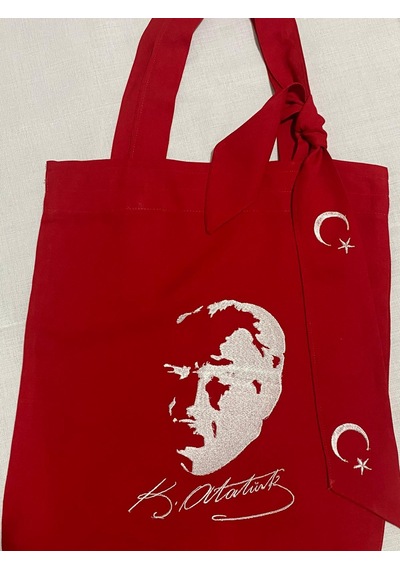 Atatürk Resmi Nakış İşlemeli Kumaş Çanta Kırmızı
