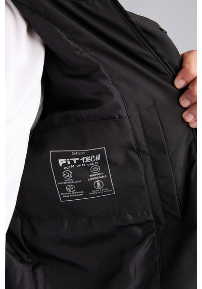 Defacto Regular Fit Rüzgar Geçirmez Su İtici Dik Yaka Çok Cepli Mont H1892ax26aubk81 Siyah-bk81
