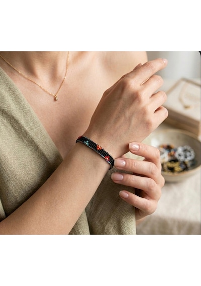 Boncuk Bileklik Açık Siyah