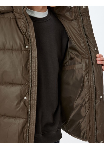 Koton Slim Fit Kapşonlu Suni Deri Şişme Mont Kahverengi 5wam20034hw Kahve Kahverengi