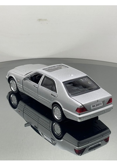 1.24 Ölçek Mercedes 500sel Metal Sesli Işıklı Oyuncak Araba - Gri