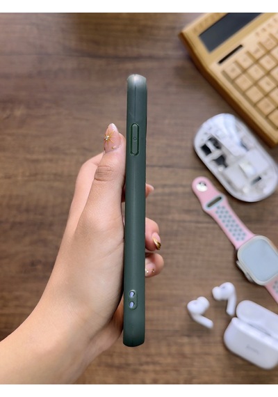Apple iPhone 11 Uyumlu Premium Deri Dokulu Darbelere Karşı Dayanıklı Nazal Silikon Kılıf Haki