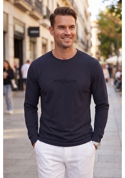 Deepsea Erkek Slim Fit Likralı Çizgi Dokulu Lacivert Sweatshirt Bisiklet Yaka Nakışlı Spor Şık Sweat 2708518 Deepsea Erkek Slim Fit Likralı Çizgi Dokulu Lacivert Sweatshirt Bisiklet Yaka Nakışlı Spor Şık Sweat 2708518