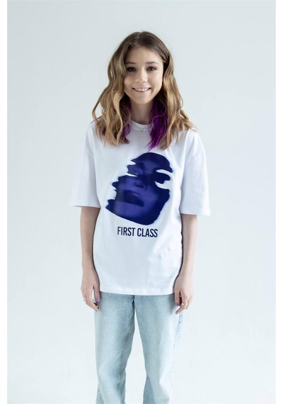 Flood Of Style Unisex First Class Beyaz Tshirt