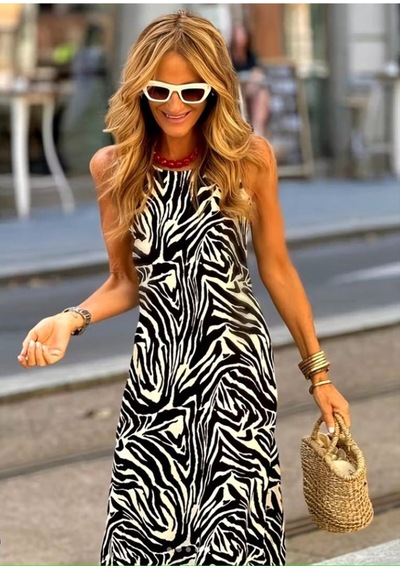 Butik İstanbul Kadın Askılı Yuvarlak Yakalı Zebra Desenli Uzun Süprem Elbise