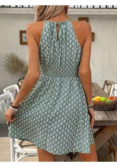 İkales Kadın Omuzlardan Açık Boyun Arkasından Bağcıklı Beli Lastikli Kısa Süprem Elbise Yeşil İkales Kadın Omuzlardan Açık Boyun Arkasından Bağcıklı Beli Lastikli Kısa Süprem Elbise Yeşil