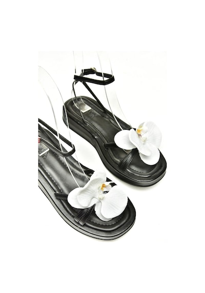 Fox Shoes U342962709 Siyah Yapay Çiçek Aksesuarlı Kadın Sandalet Siyah-suni Deri Siyah